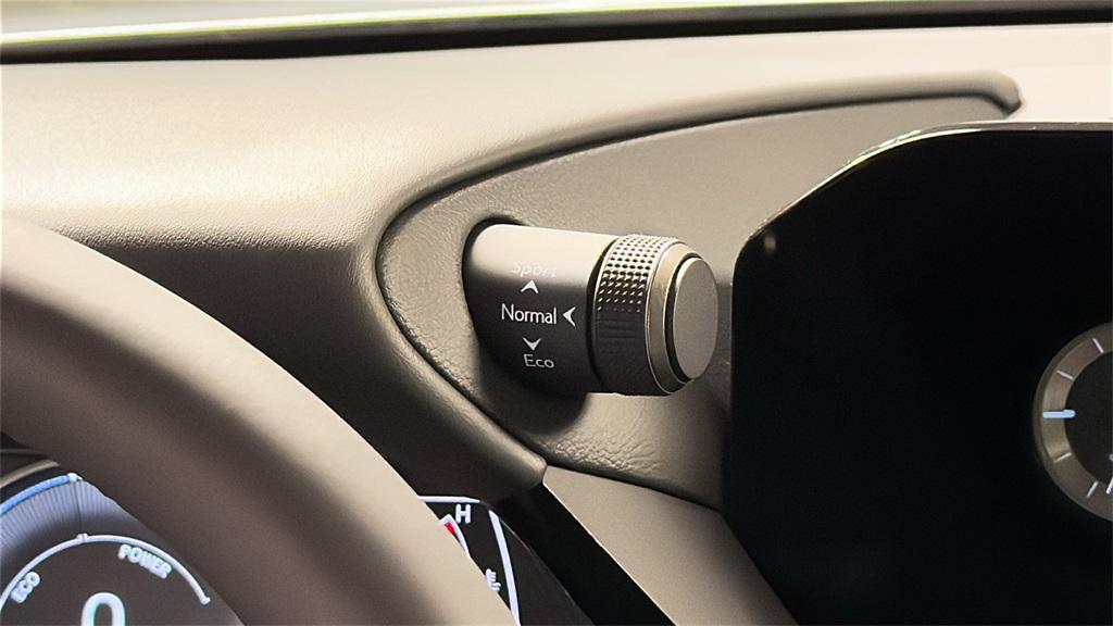 new 2025 Lexus ES 300h car, priced at $50,429