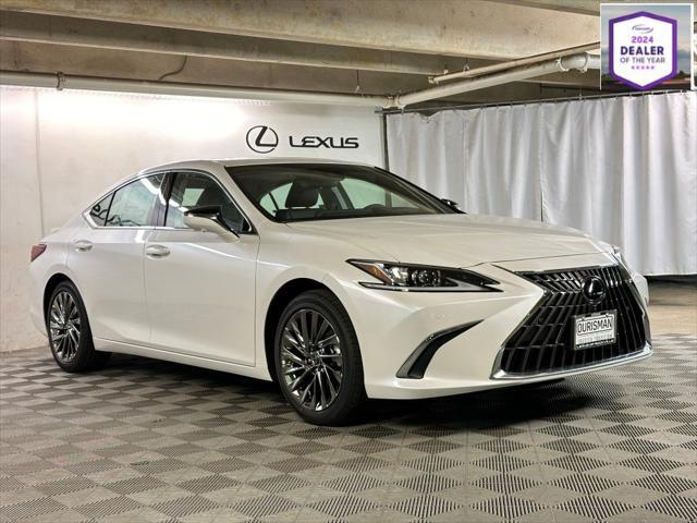 new 2025 Lexus ES 300h car, priced at $54,854