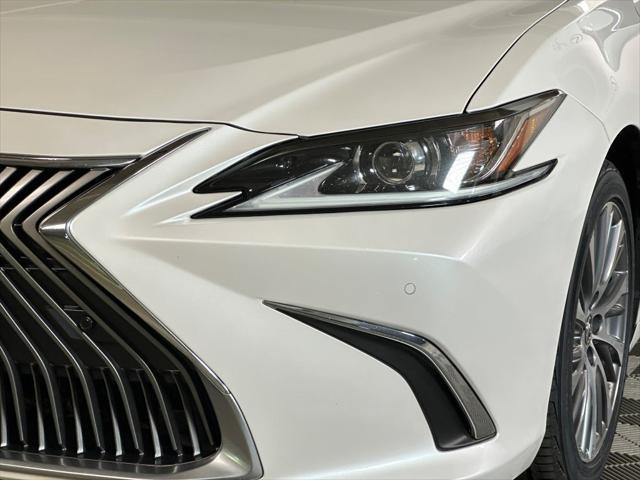 used 2019 Lexus ES 350 car, priced at $27,597