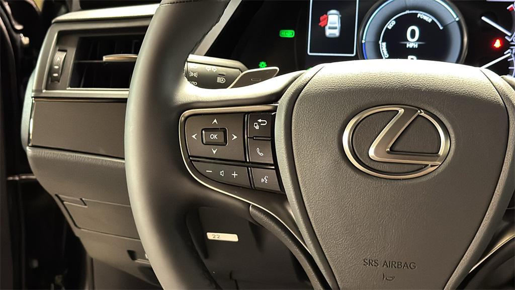 new 2025 Lexus ES 300h car, priced at $49,754