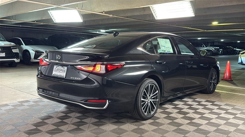 new 2025 Lexus ES 300h car, priced at $49,754