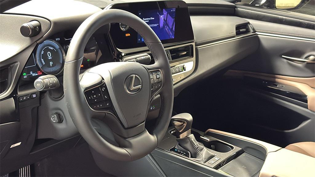 new 2025 Lexus ES 300h car, priced at $49,754