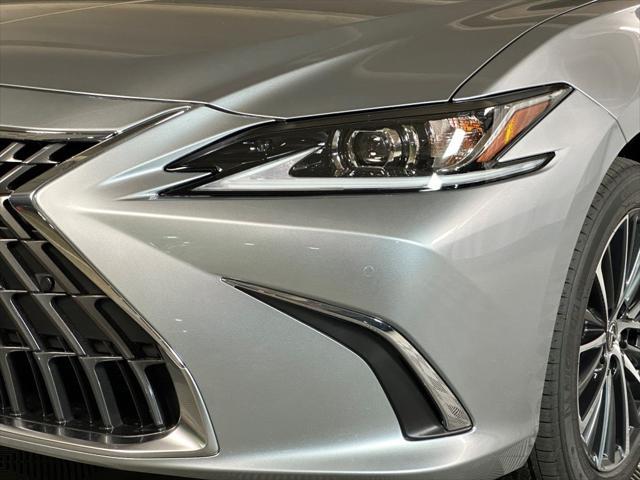 new 2025 Lexus ES 350 car, priced at $49,044