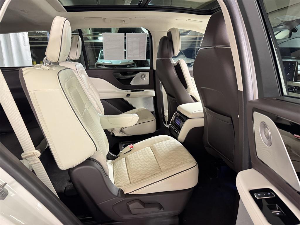 used 2023 Lincoln Aviator car, priced at $50,997