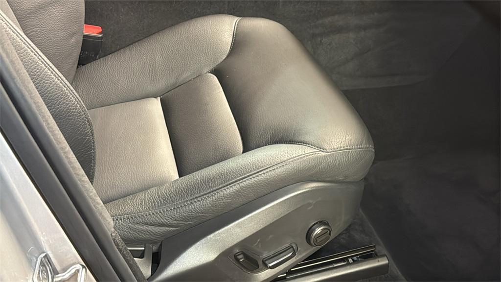 used 2020 Volvo XC60 car, priced at $19,497