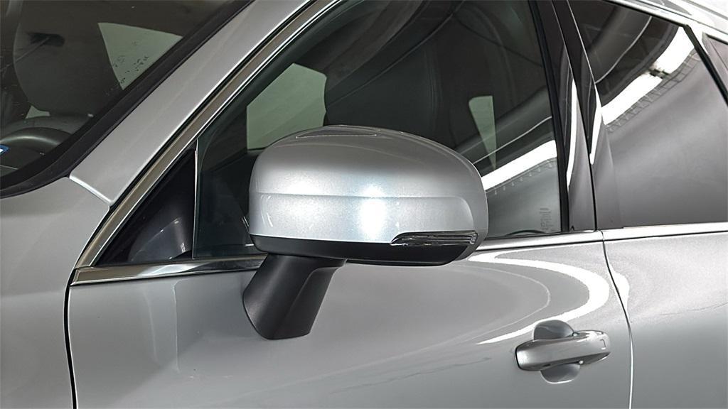 used 2020 Volvo XC60 car, priced at $19,497