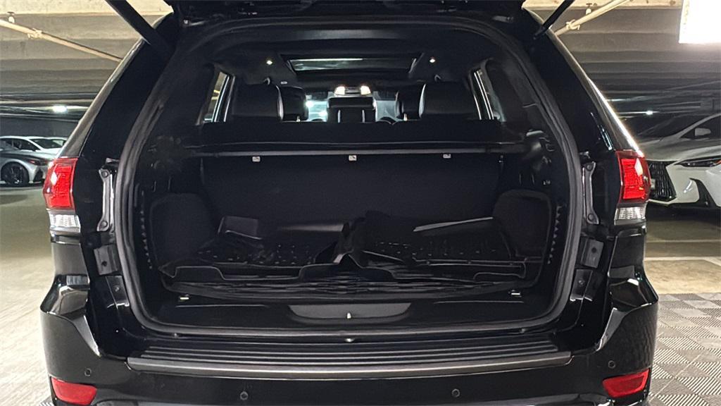 used 2020 Jeep Grand Cherokee car, priced at $24,297