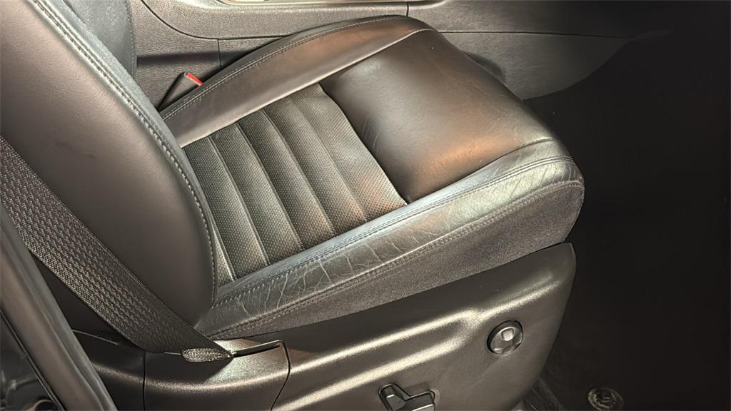 used 2020 Jeep Grand Cherokee car, priced at $24,297