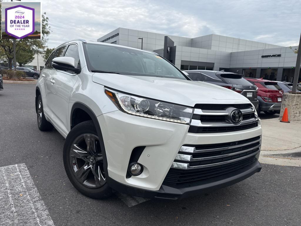 used 2017 Toyota Highlander car, priced at $30,997