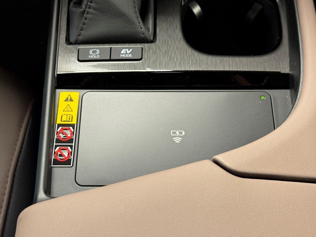 new 2025 Lexus ES 300h car, priced at $50,429