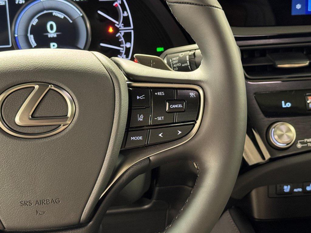 new 2025 Lexus ES 300h car, priced at $50,429
