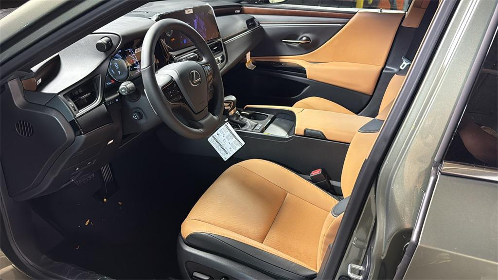 new 2025 Lexus ES 300h car, priced at $49,929