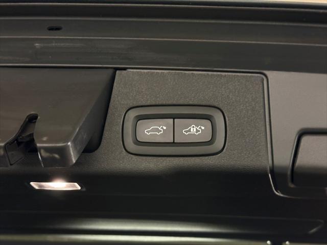 used 2023 Volvo XC60 car, priced at $38,997