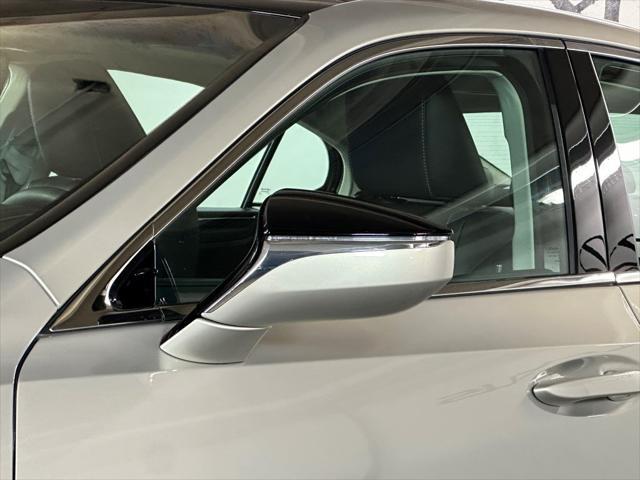 used 2019 Lexus ES 350 car, priced at $33,997