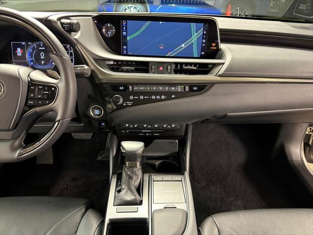 used 2019 Lexus ES 350 car, priced at $33,997