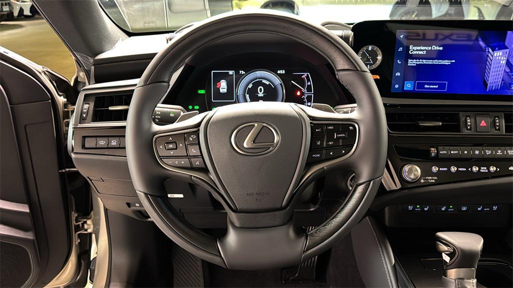 new 2025 Lexus ES 300h car, priced at $54,324