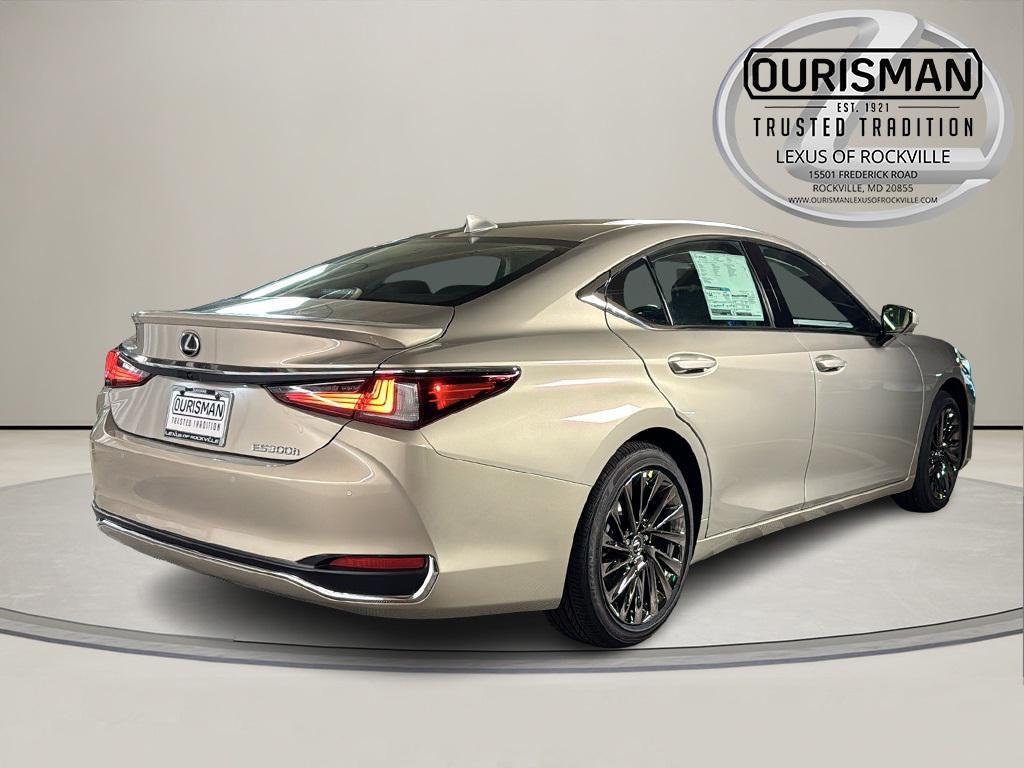 new 2025 Lexus ES 300h car, priced at $54,324