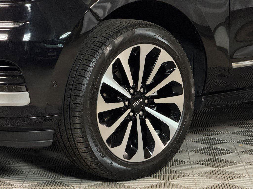 used 2024 Lincoln Navigator car, priced at $79,597