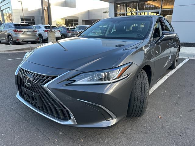 used 2022 Lexus ES 350 car, priced at $33,897