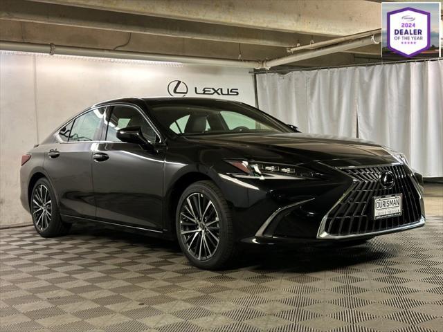 new 2025 Lexus ES 300h car, priced at $52,704