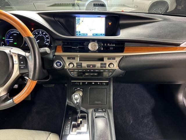 used 2013 Lexus ES 300h car, priced at $15,997