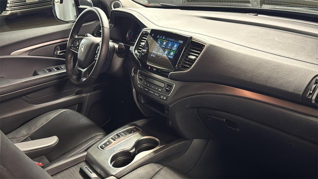 used 2021 Honda Pilot car, priced at $29,397