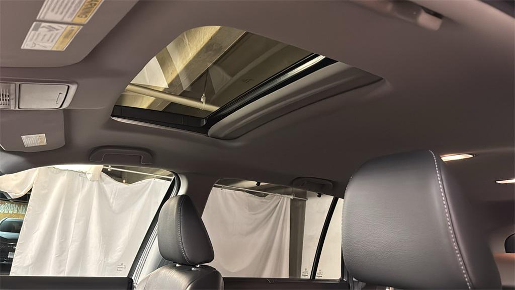 used 2021 Honda Pilot car, priced at $29,397