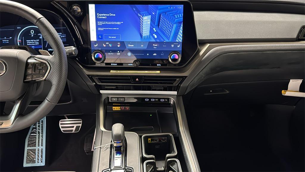 new 2026 Lexus TX 500h car