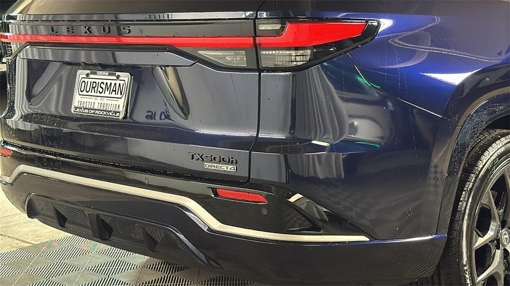 new 2026 Lexus TX 500h car