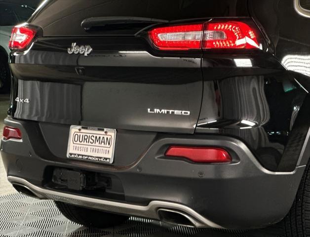 used 2018 Jeep Cherokee car, priced at $15,497