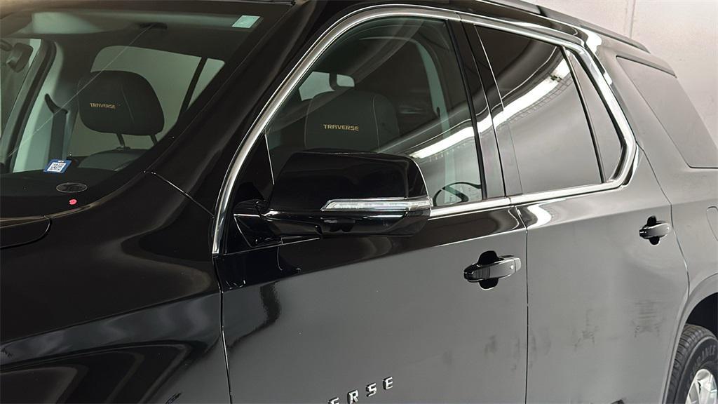 used 2020 Chevrolet Traverse car, priced at $21,597