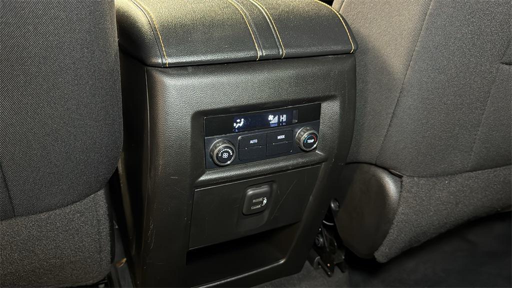 used 2020 Chevrolet Traverse car, priced at $21,597