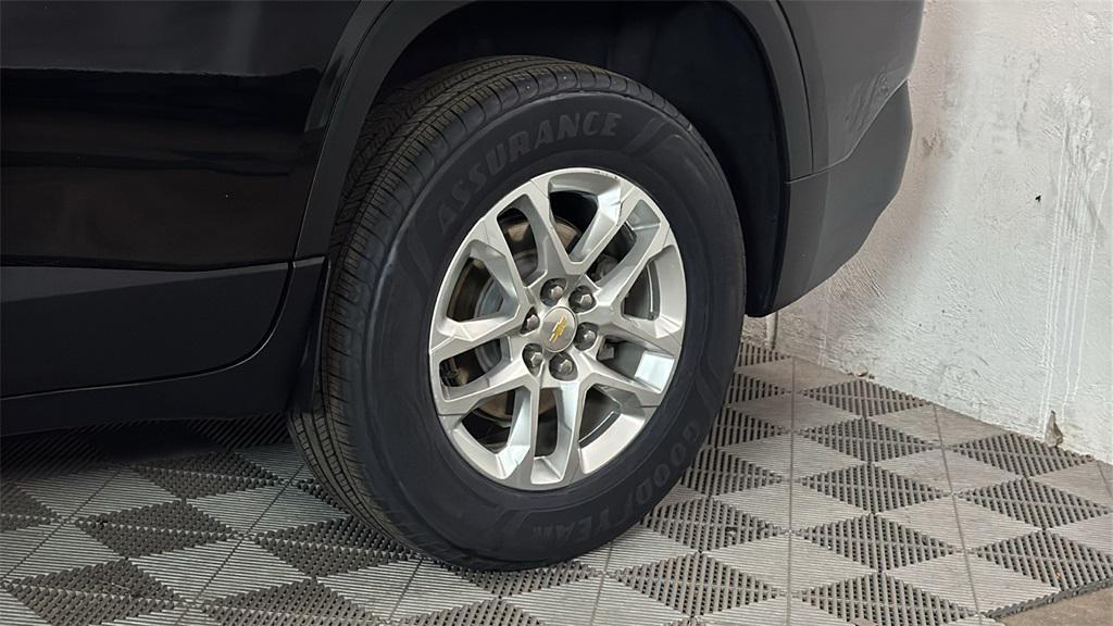 used 2020 Chevrolet Traverse car, priced at $21,597