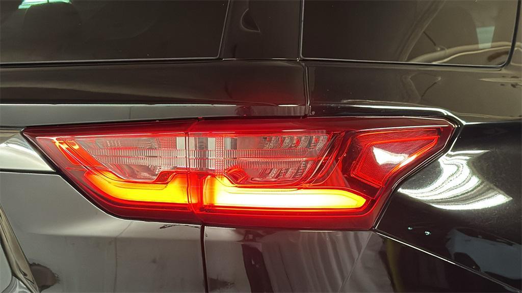 used 2020 Chevrolet Traverse car, priced at $21,597