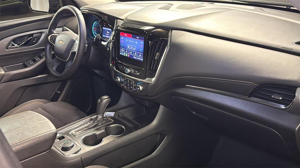 used 2020 Chevrolet Traverse car, priced at $21,597
