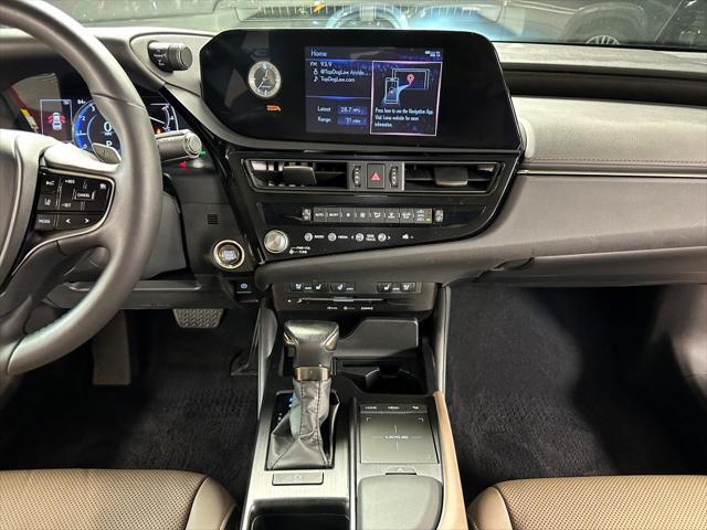 used 2022 Lexus ES 350 car, priced at $31,997