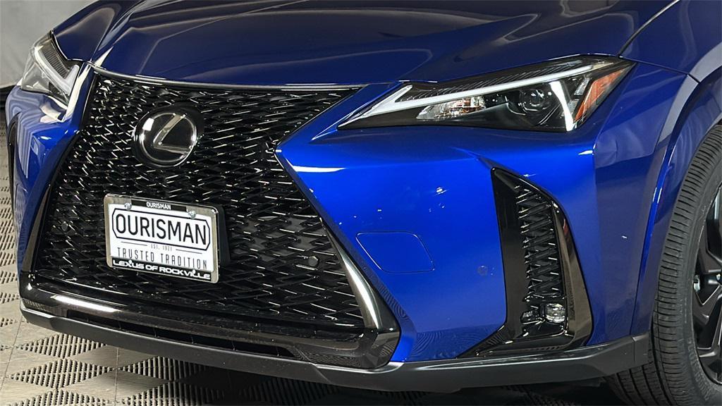 new 2025 Lexus UX 300h car, priced at $48,223