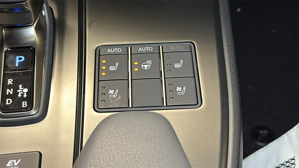 new 2025 Lexus UX 300h car, priced at $48,223