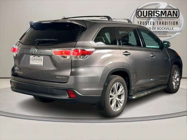 used 2015 Toyota Highlander car, priced at $21,397