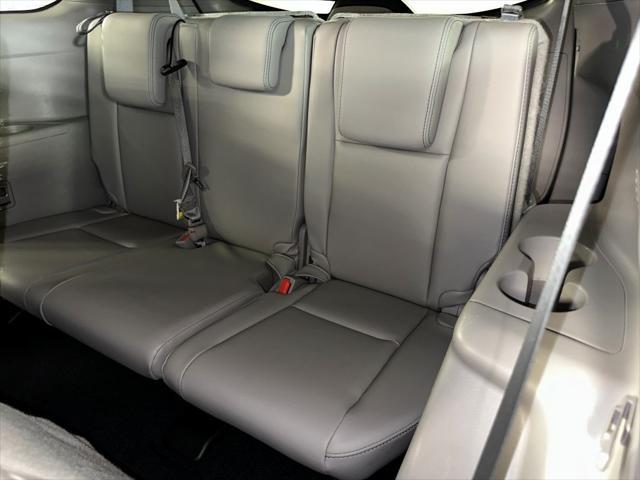 used 2015 Toyota Highlander car, priced at $21,397