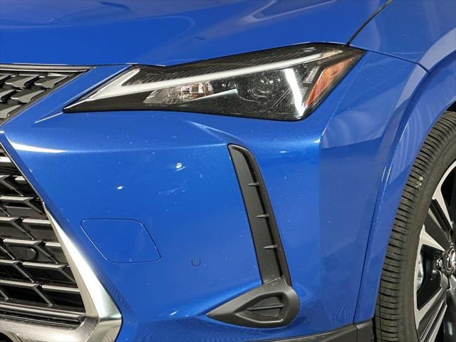 new 2025 Lexus UX 300h car, priced at $43,424