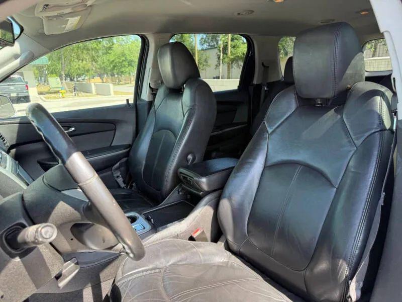 used 2012 GMC Acadia car, priced at $3,999