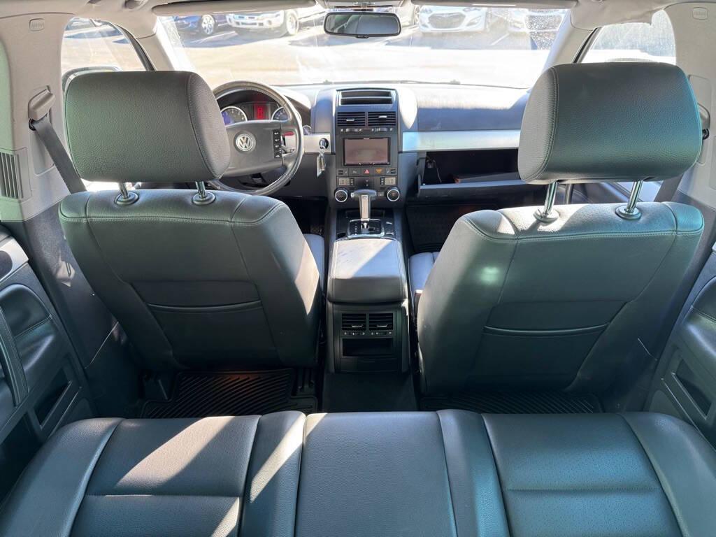 used 2008 Volkswagen Touareg 2 car, priced at $4,995