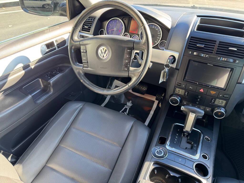 used 2008 Volkswagen Touareg 2 car, priced at $4,995