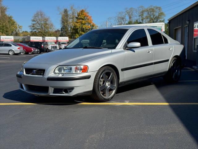 used 2004 Volvo S60 car, priced at $4,895