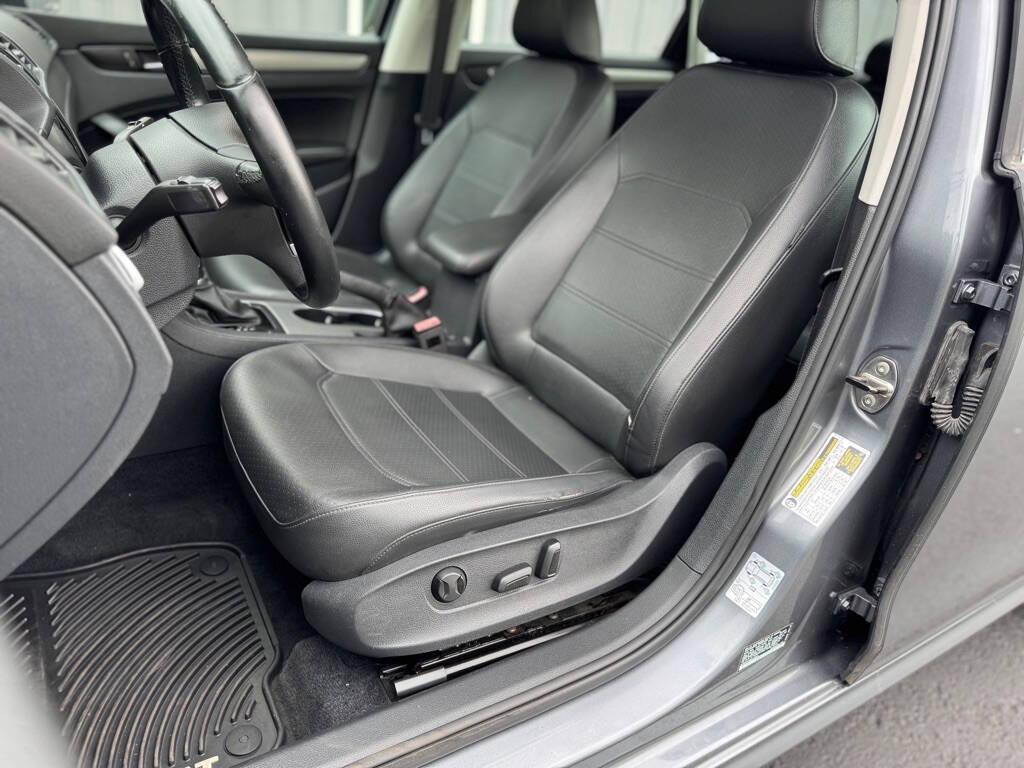 used 2014 Volkswagen Passat car, priced at $7,889