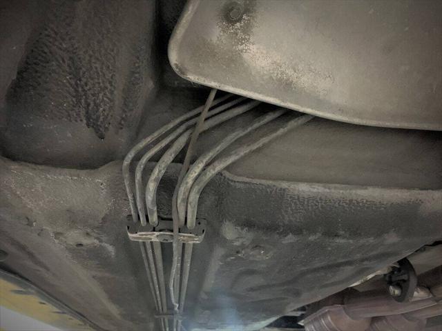 used 1991 Mercedes-Benz SL-Class car, priced at $15,795