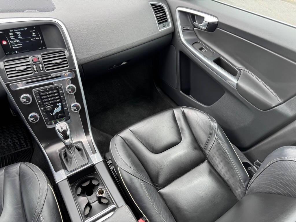 used 2016 Volvo XC60 car, priced at $13,995