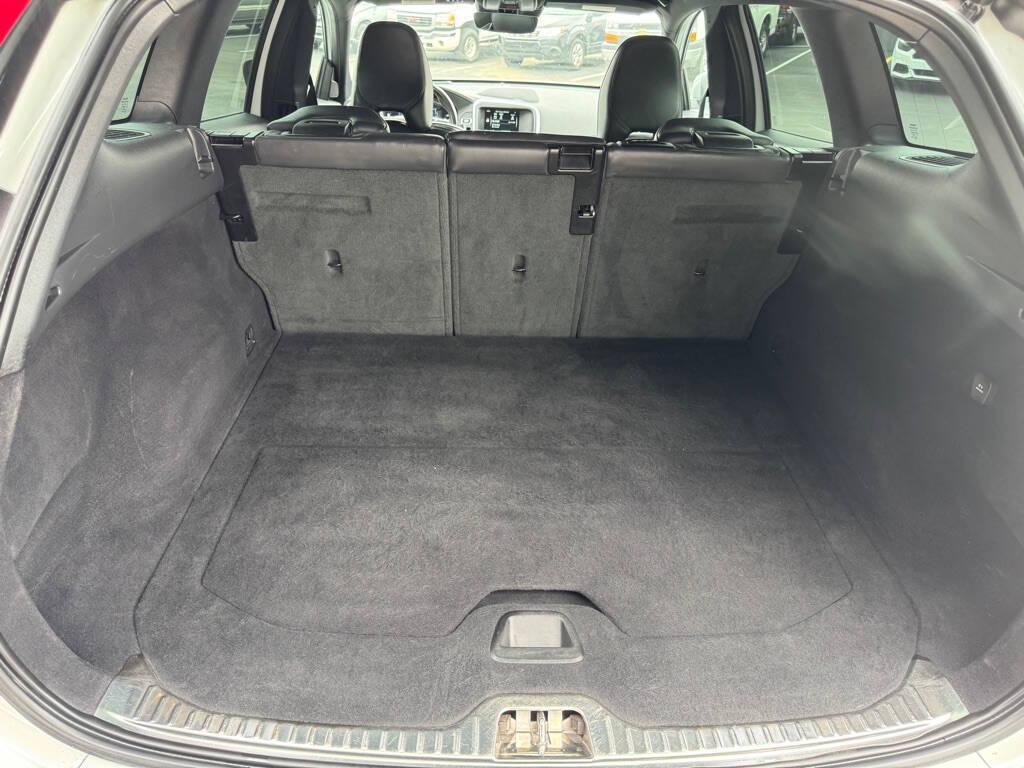 used 2016 Volvo XC60 car, priced at $13,995