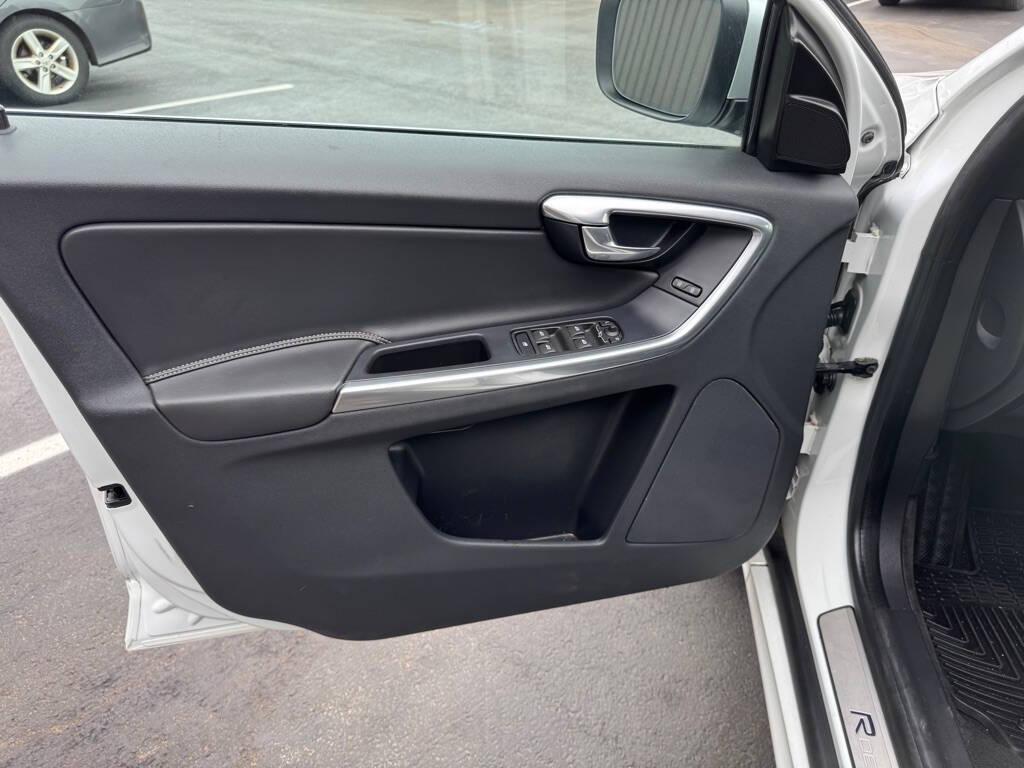 used 2016 Volvo XC60 car, priced at $13,995